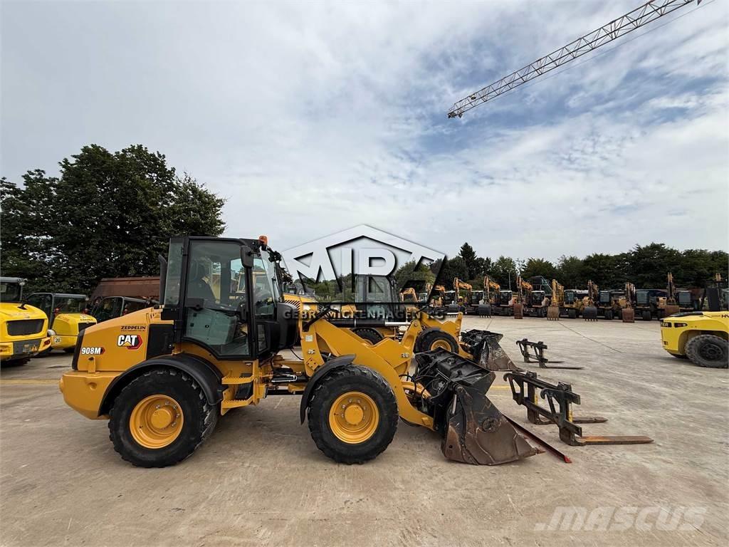 CAT 908 M Kolesové nakladače