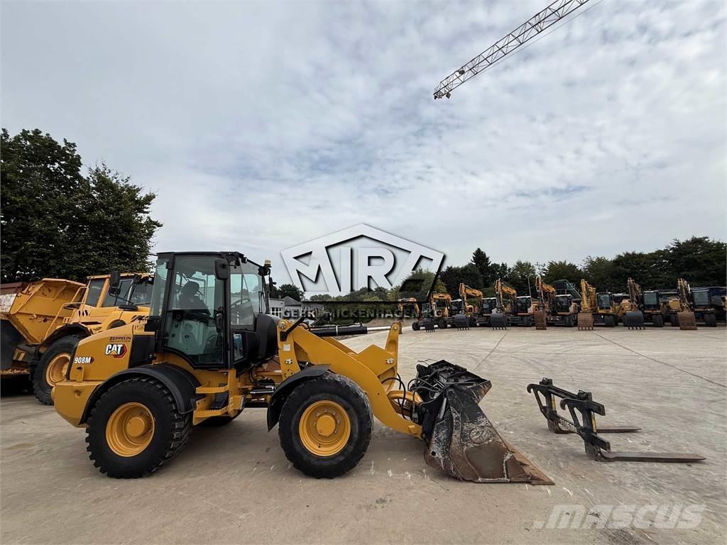 CAT 908 M Kolesové nakladače