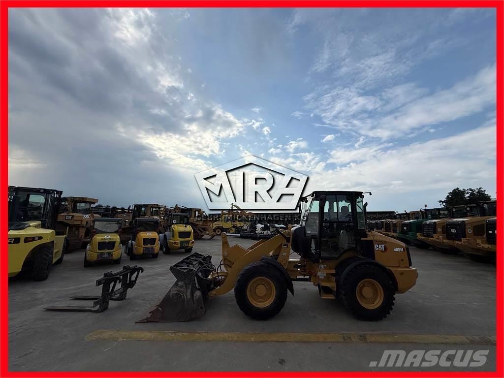 CAT 908 M Kolesové nakladače