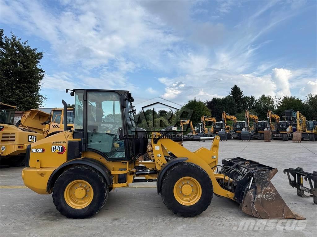 CAT 908 M Kolesové nakladače