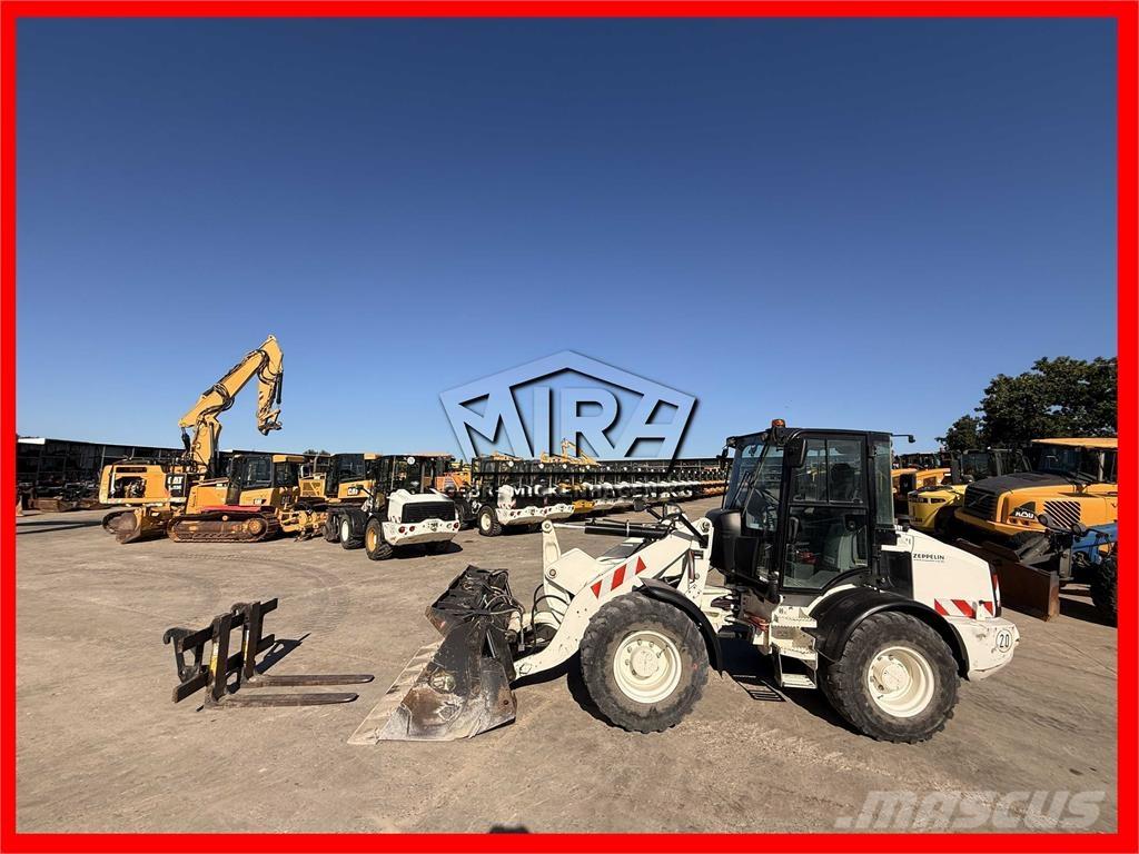 CAT 908 M Kolesové nakladače