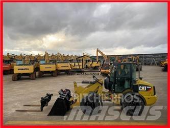 CAT 908M Kolesové nakladače