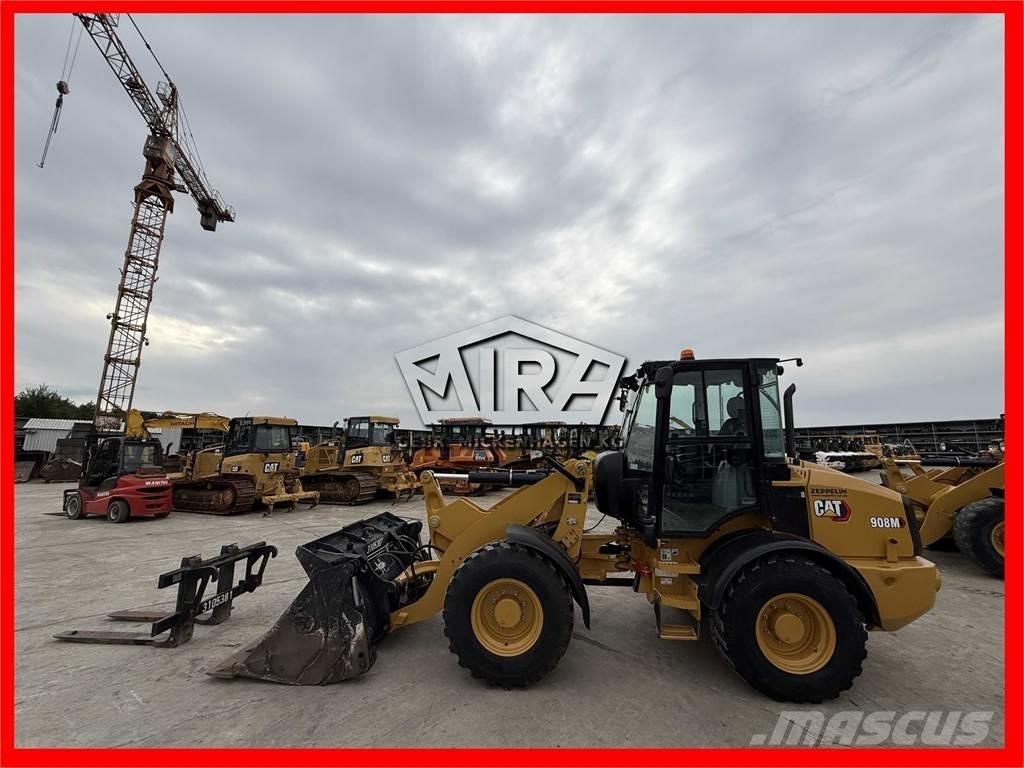 CAT 908M Kolesové nakladače