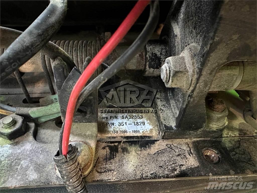 CAT 966 KXE / Sitz Kabíny a interiér