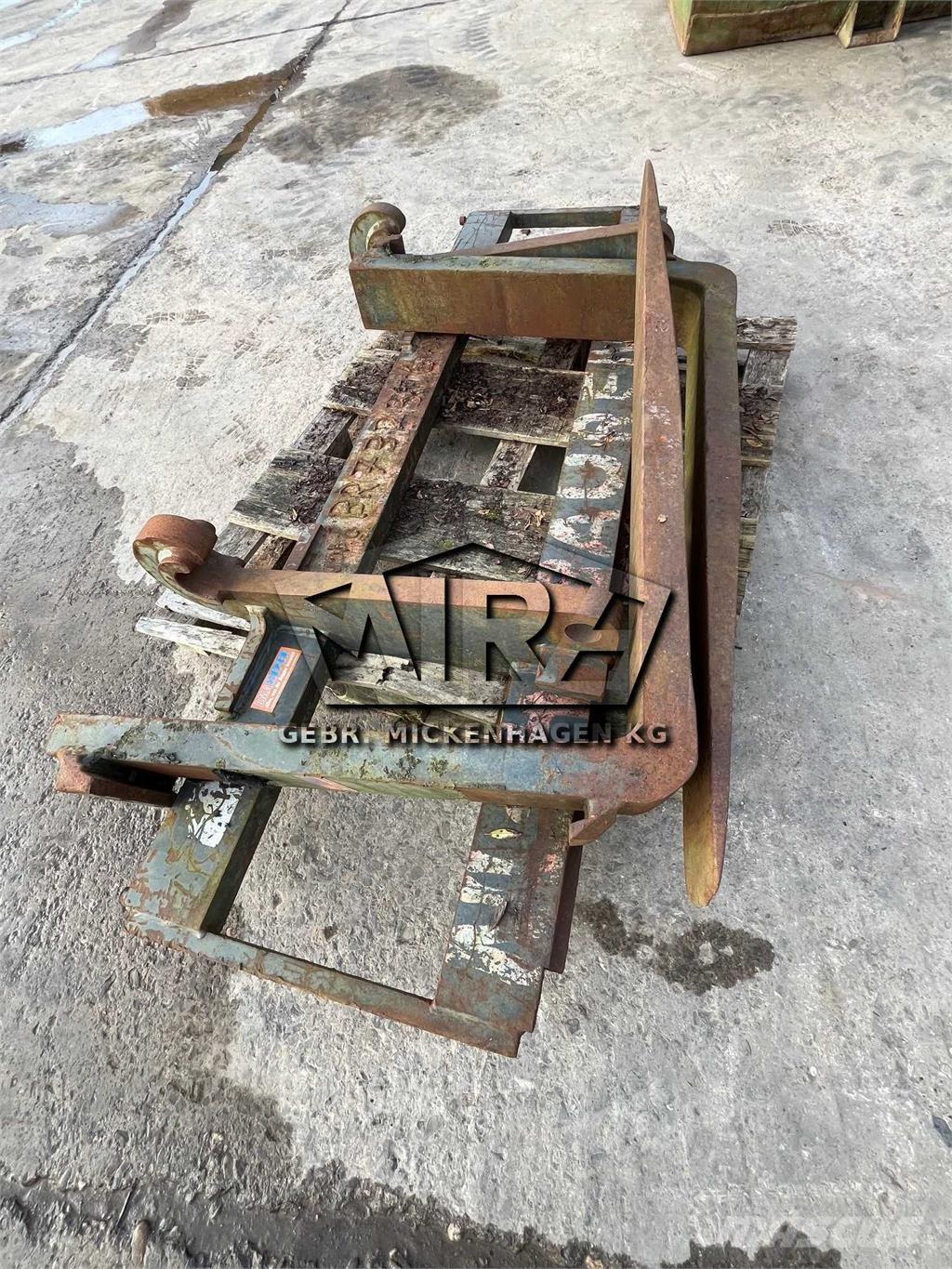 Volvo SW / L90 Vidlica