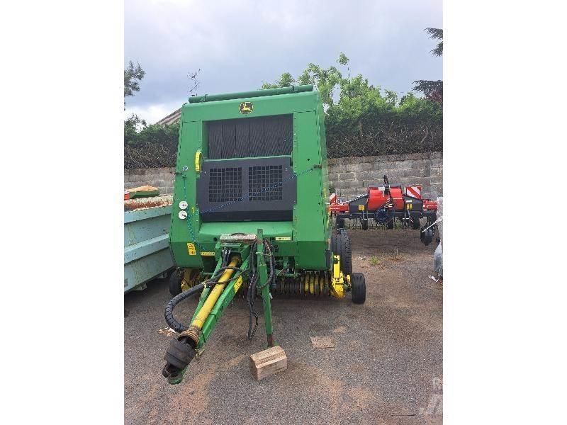 John Deere 592 Lisy na okrúhle balíky