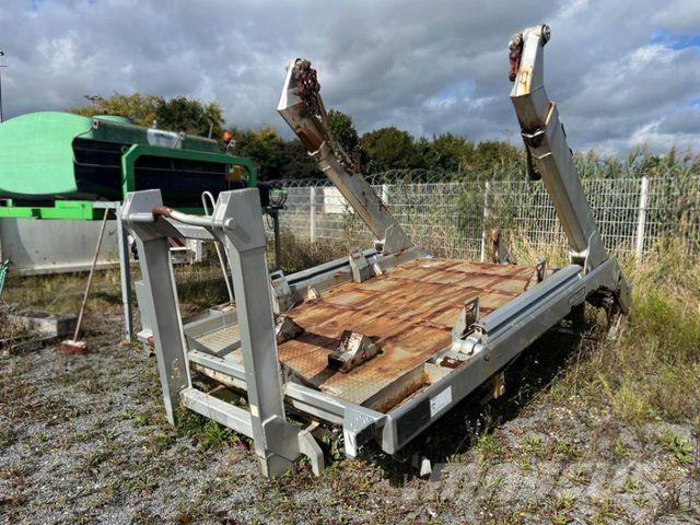  ANDERE Hákový nosič kontajnerov