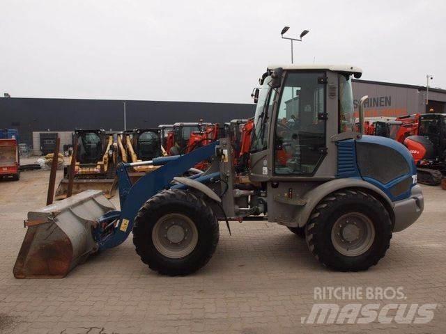 Atlas AR75E Kolesové nakladače