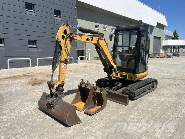 CAT 302.7D CR Stavebníctvo - ostatné