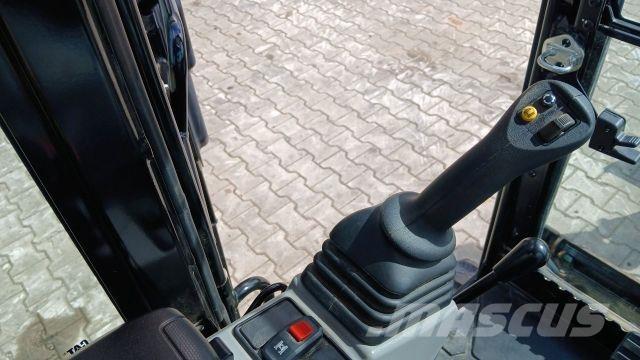 CAT 302 CR Stavebníctvo - ostatné