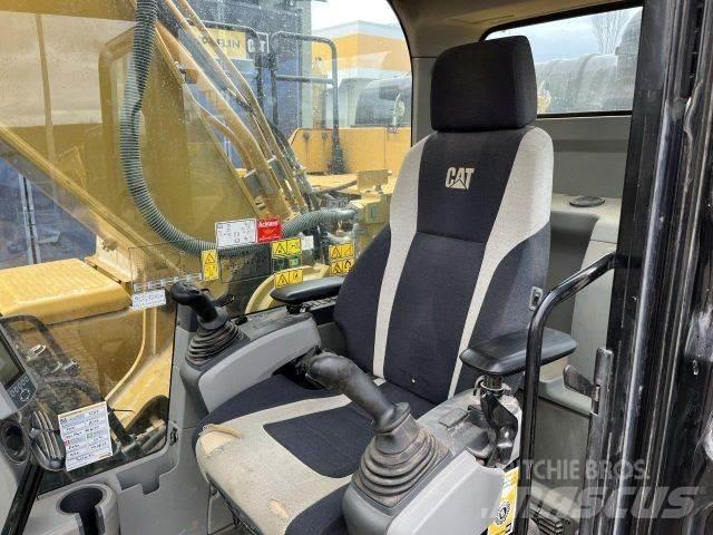 CAT 330F LN Stavebníctvo - ostatné
