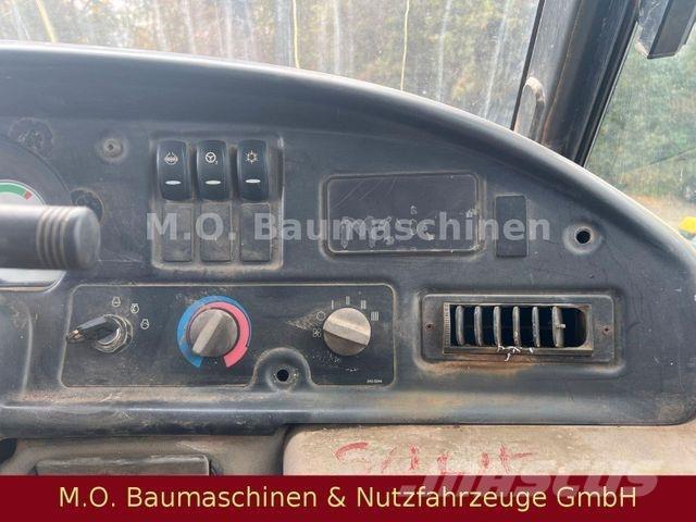 CAT 730 / Dumper / Kĺbové nákladné autá