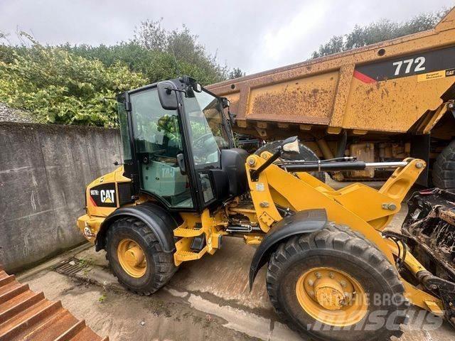 CAT 907 H2 Kolesové nakladače