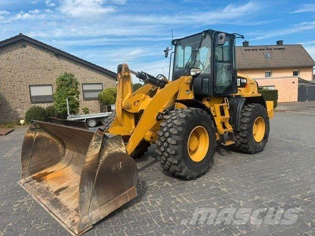 CAT 914M Kolesové nakladače