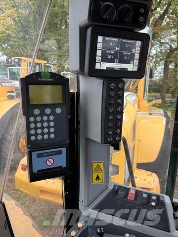 CAT 950 M Kolesové nakladače