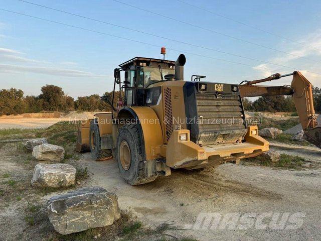 CAT 972K Kolesové nakladače