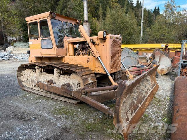 CAT D6C Pásové dozéry