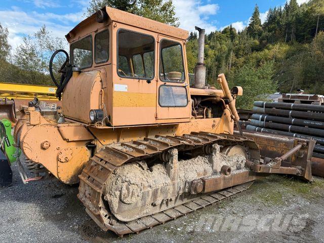 CAT D6C Pásové dozéry