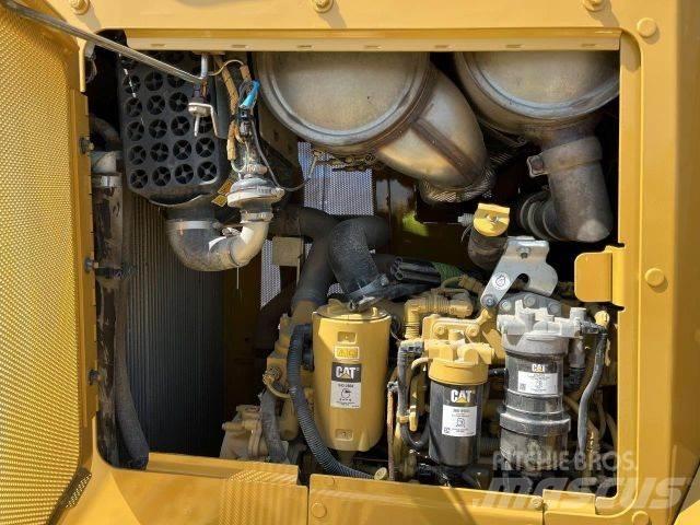 CAT D6K LGP Stavebníctvo - ostatné