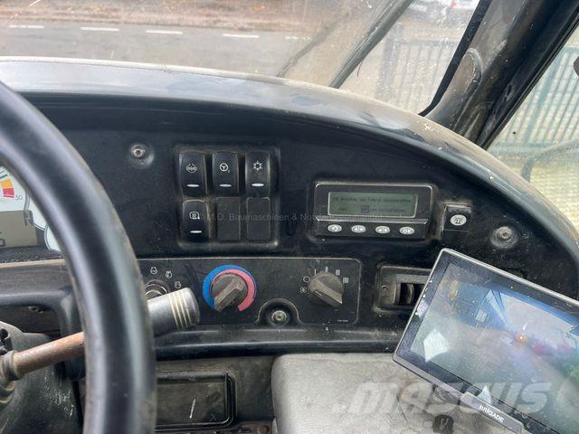 CAT erpillar 735 E Stavebníctvo - ostatné