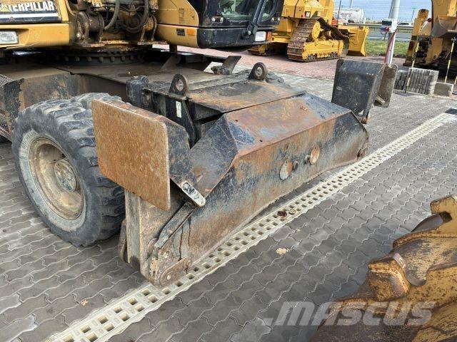 CAT M316C Stavebníctvo - ostatné