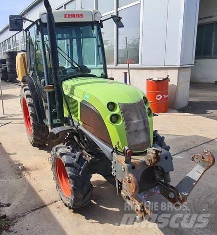 CLAAS Nectis 227 VE Traktory
