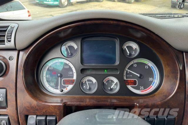 DAF CF410 4x2 Nákladné automobily na prepravu zvierat