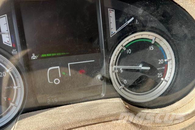 DAF XF510 6x2 Nákladné vozidlá s bočnou zhrnovacou plachtou