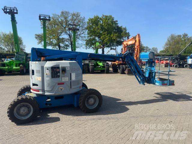 Genie Z-34/22 Kĺbové plošiny