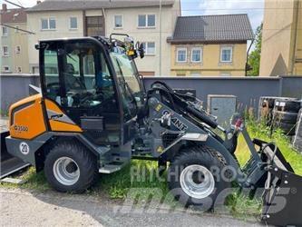 GiANT G3500 X-TRA Kolesové nakladače