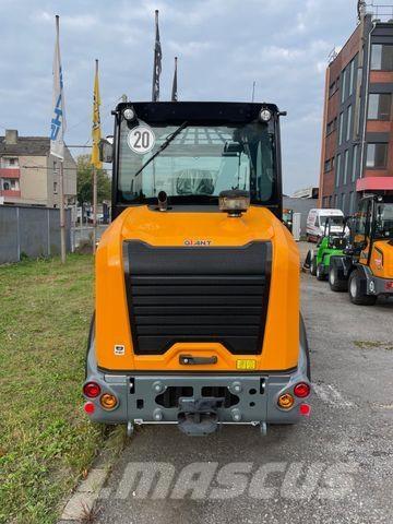 GiANT G5000 Kolesové nakladače