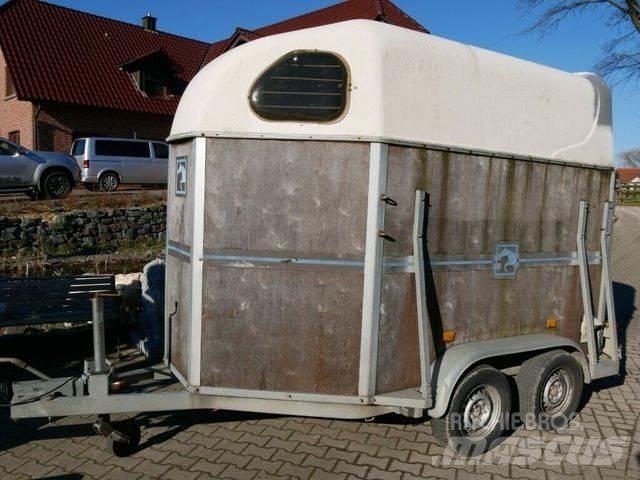  Holz Poly 2 Pferde Prívesy na prepravu zvierat
