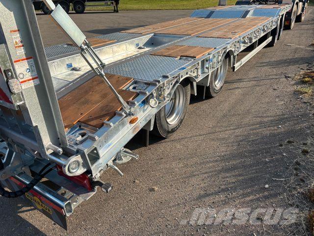 Humbaur HTD 40K-BM Nízko rámové nákladné automobily