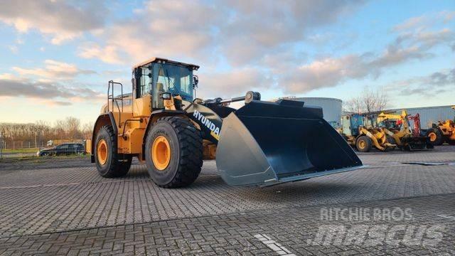 Hyundai HL970A XT Kolesové nakladače