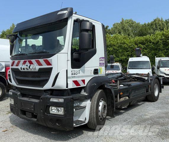 Iveco Stralis 330 Hákový nosič kontajnerov