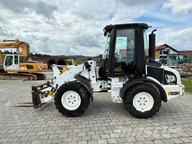 JCB 407 Kolesové nakladače