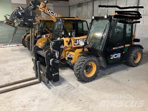 JCB 525-60 TS Teleskopické manipulátory