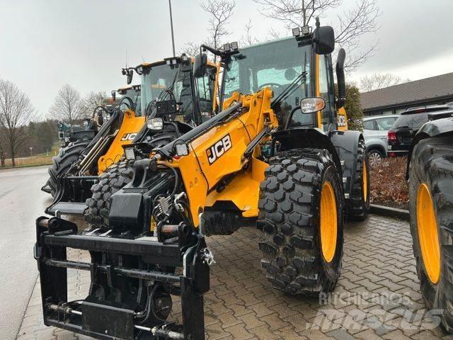 JCB TM 320 Kolesové nakladače