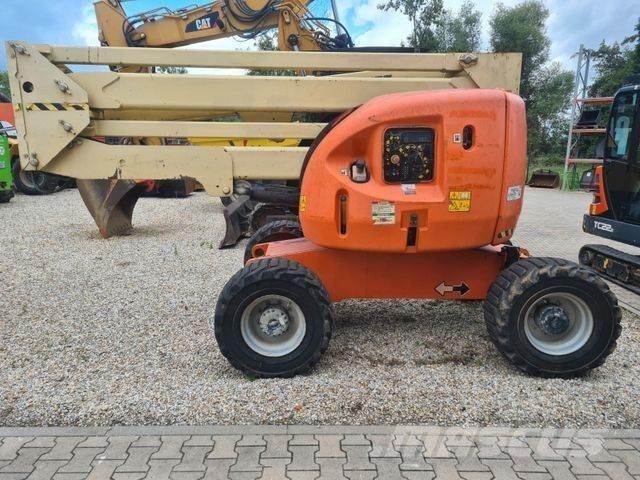JLG 450 AJ - Kĺbové plošiny