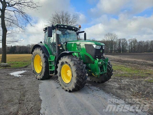 John Deere 6170R Traktory