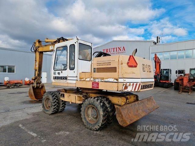 Liebherr A912 Kolesové rýpadlá