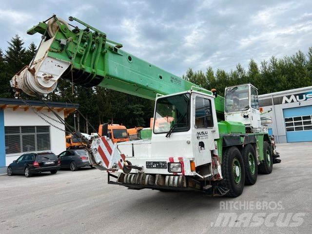 Liebherr LTM 1035 Univerzálne terénne žeriavy