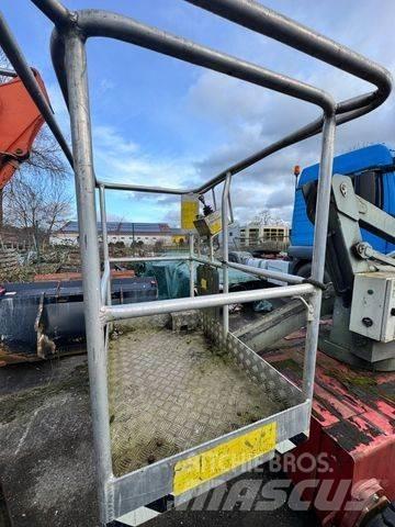 Manitou 120 AE Kĺbové plošiny