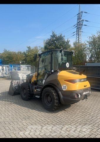 Mecalac AS 750 Kolesové nakladače