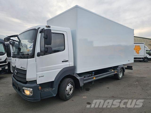 Mercedes-Benz 818 Skriňová nadstavba