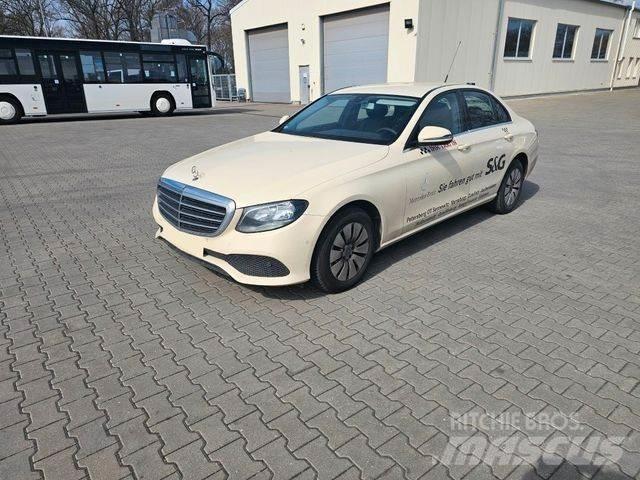 Mercedes-Benz E 200 Automobily