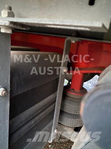 Schwarzmüller Mega Plachtové návesy