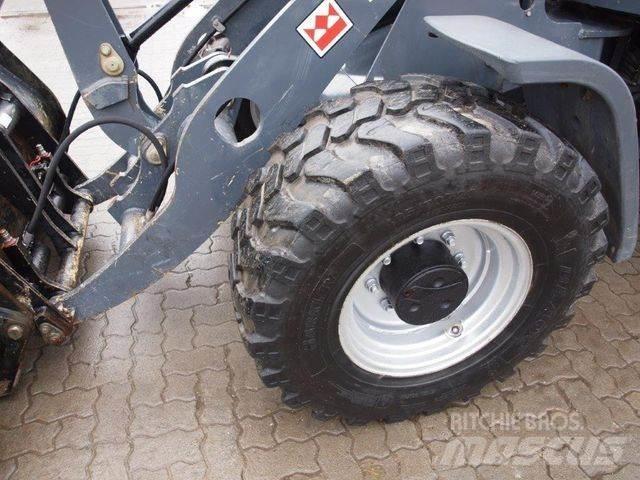 Terex TL100 Kolesové nakladače