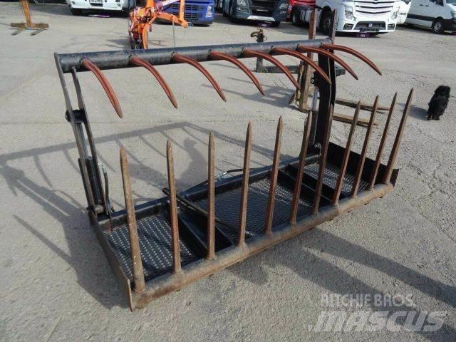  TRAC LIFT hay forks Stroje na zber krmovín-príslušenstvo