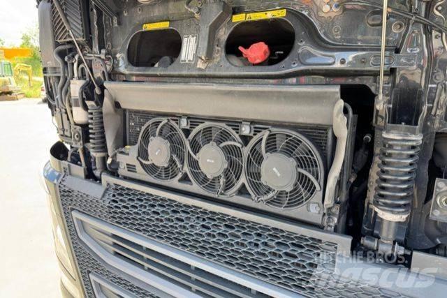 Volvo FH-540 6x2 Nákladné vozidlá s bočnou zhrnovacou plachtou